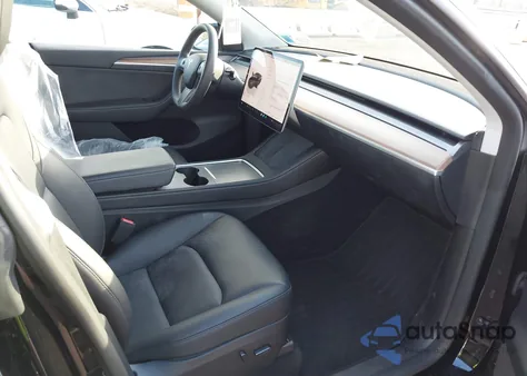 2023 Tesla Model Y Awd/Long Range Dual Motor All-Wheel Drive из США, поврежденный, VIN 7SAYGDEE4PF877521